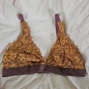 Colsie Women's Golden Yellow & Maroon Bralette